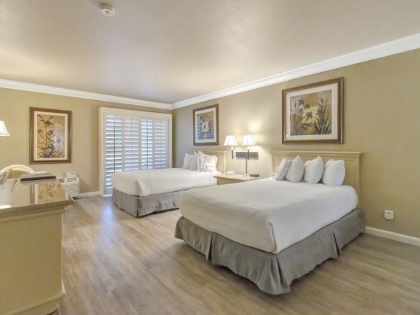 Indian Wells Resort Hotel