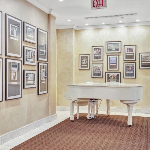 Indian Wells Resort Hotel